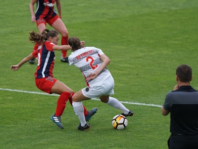 الهلالوالاهليمباشريلاكورةمواجهةأسطوريةفيعالمكرةالقدم