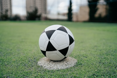 مواعيد مباريات ربع نهائي دوري أبطال أوروبا 2025